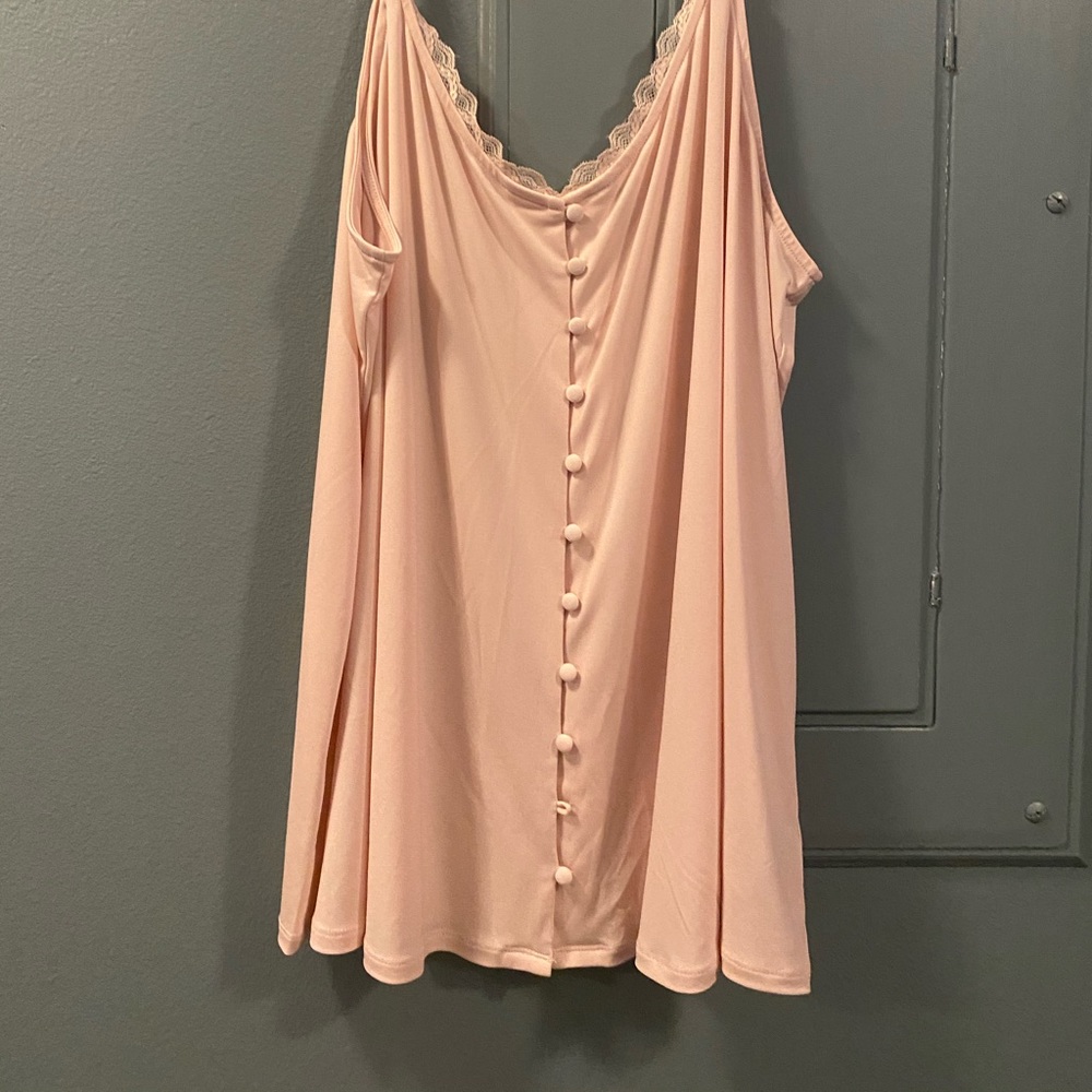 Pink tank-top with lace & button detail